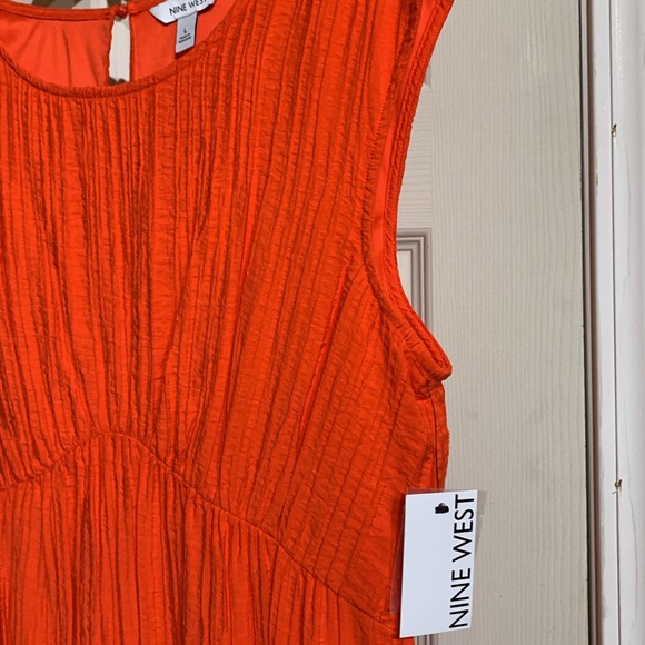 Nine West. Tiered midi dress. Large. New with tags. - Picture 8 of 11